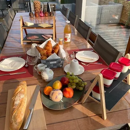 Lauralys Guest house